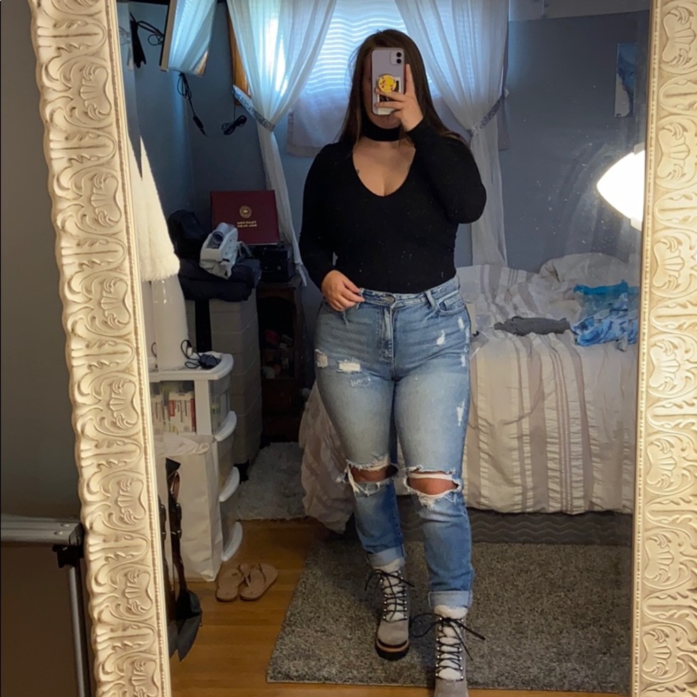 PacSun Black long sleeve v-neck